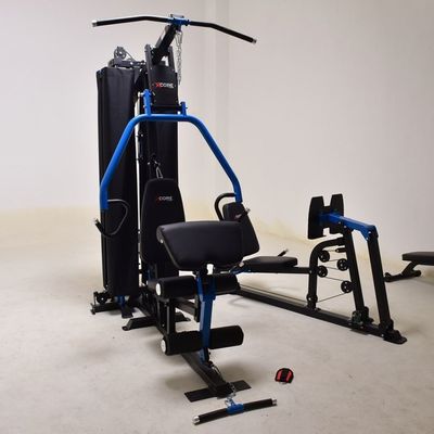 Máquina de exercícios de força multiuso personalizável para ginásio em casa em design cinza claro
